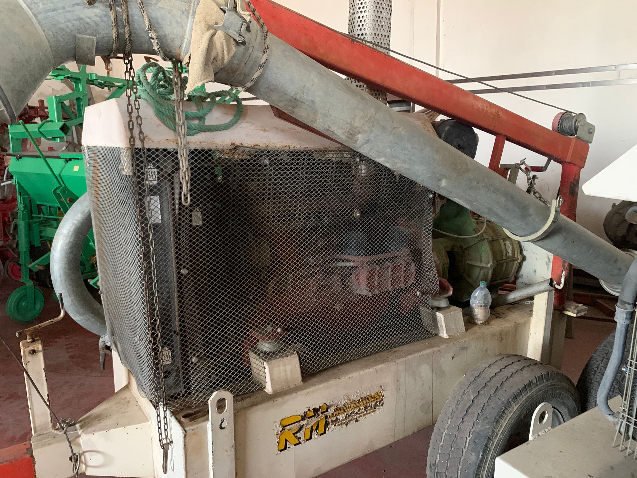 attrezzi agricoli gruppo rm
